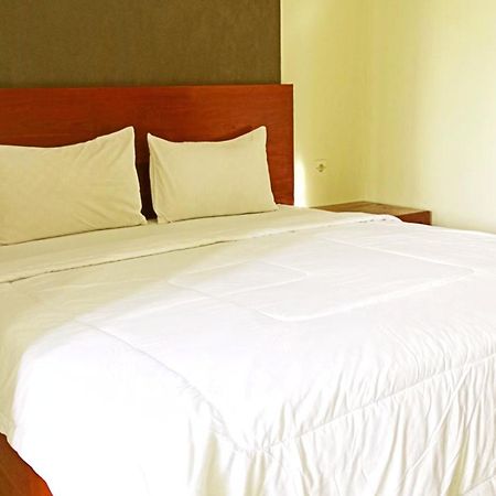 Grand Khalifah Guesthouse Sumbawa Екстер'єр фото