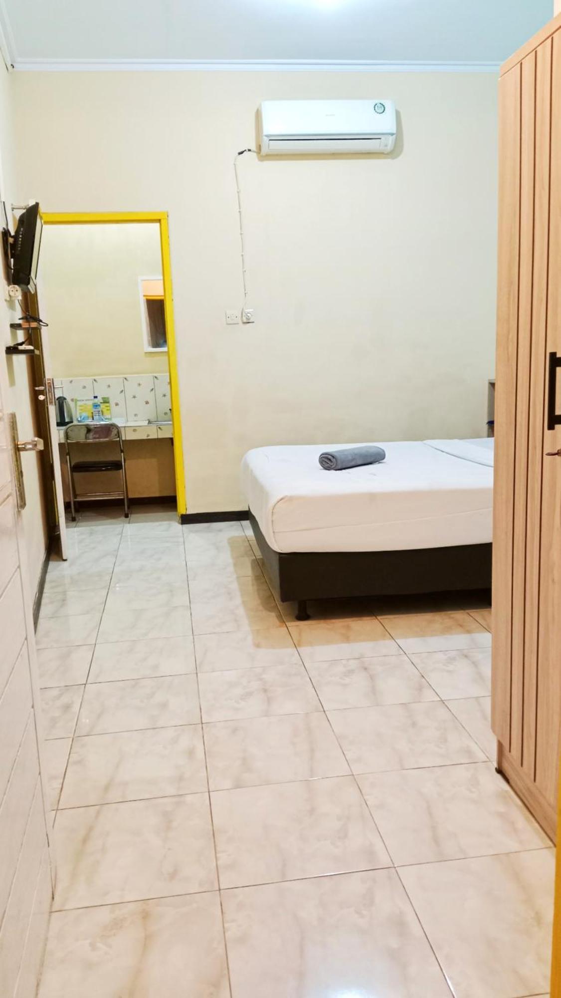 Grand Khalifah Guesthouse Sumbawa Екстер'єр фото